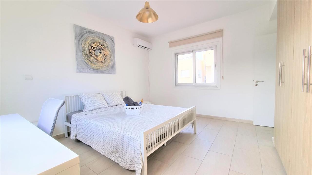 Spacious Lightflooded 2Br Apt / Near Center & Harbour Larnaca Ngoại thất bức ảnh